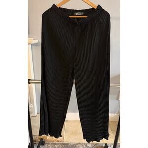 Pleated Dress Pants size Medium Made in Italy